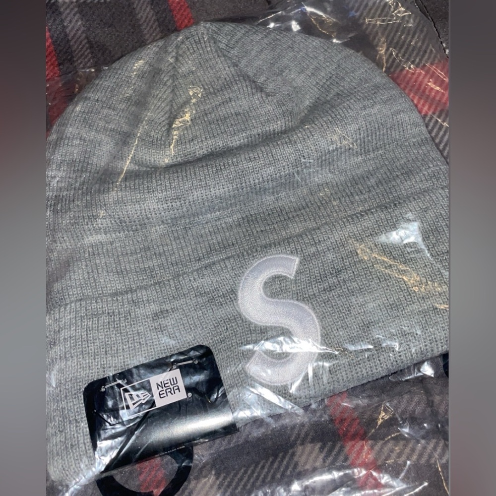 Supreme New Era S Logo Beanie Fall/Winter 2023